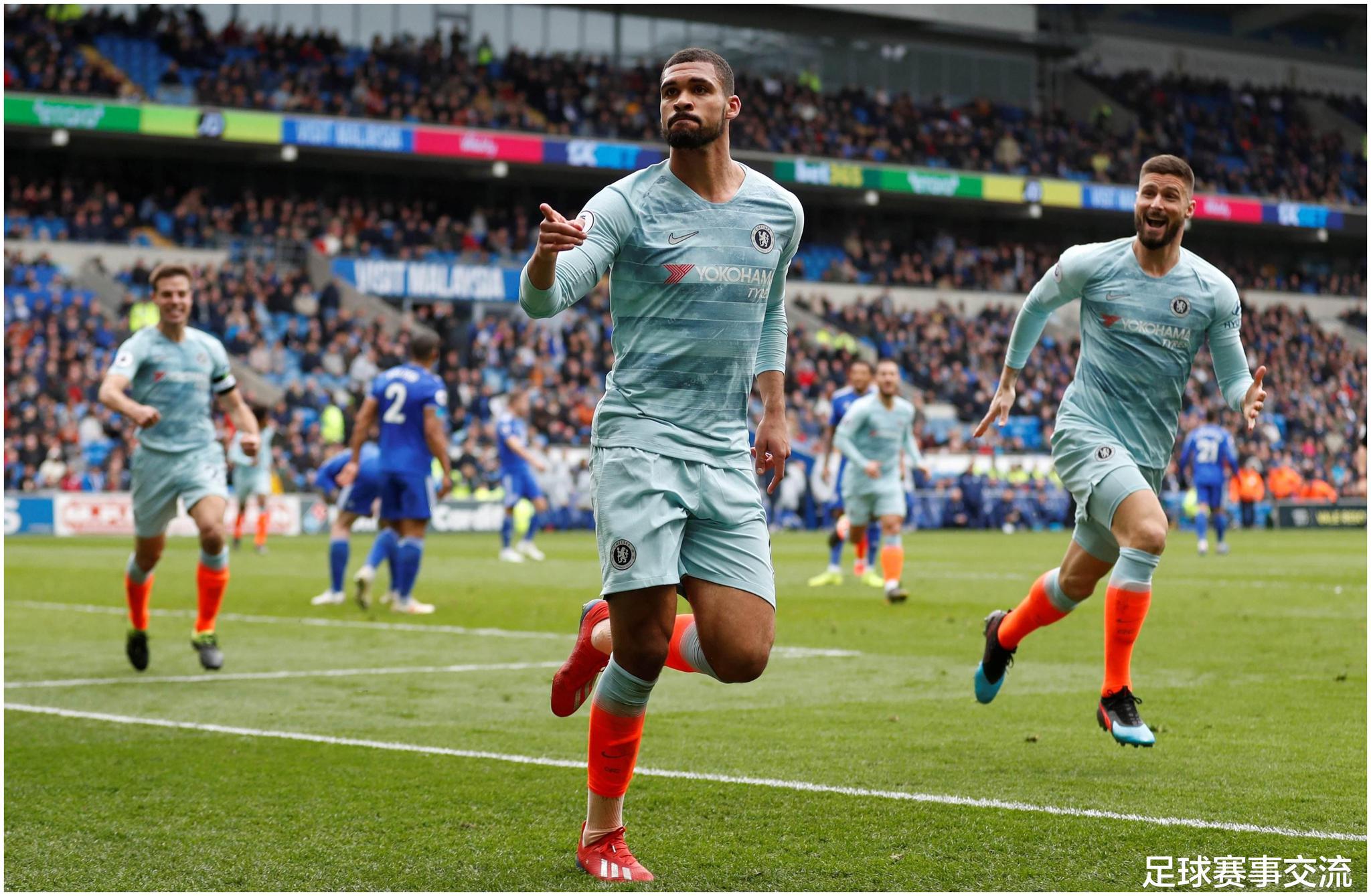 勒沃库森训练开放日；今晨强势反弹引欢呼；法甲在即；纪律约束更严格(震荡洗盘与震荡吸筹)