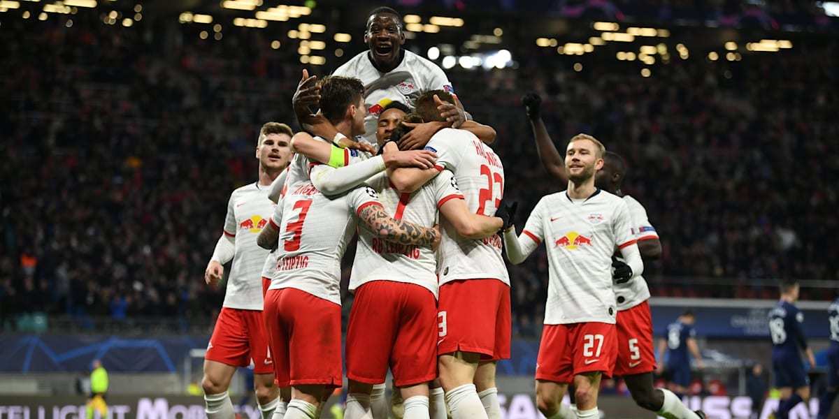 上海申花训练开放日，关键时刻豪取连胜引欢呼，德国杯在即，阵容厚度经受考验(上海申花今天新闻)-九游体育登录