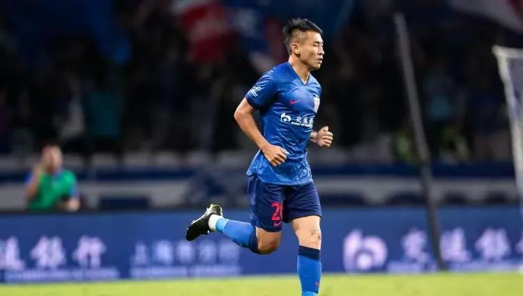 包含清晨中超焦点战，浙江稠州伤情更新，引发热议，更衣室氛围转暖的词条-九游体育平台